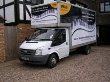 5 Reasons Why You Should Use a Professional Piano Moving Service