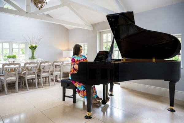 Kawai GL50, Lara Melda