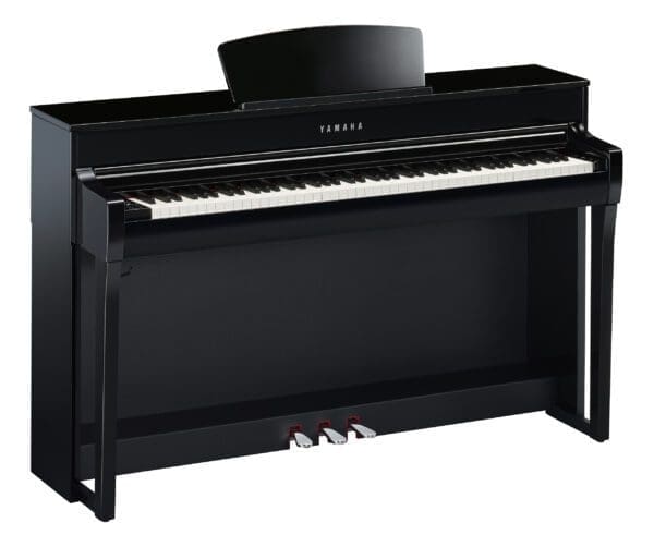 Yamaha CLP 735 Polished Ebony