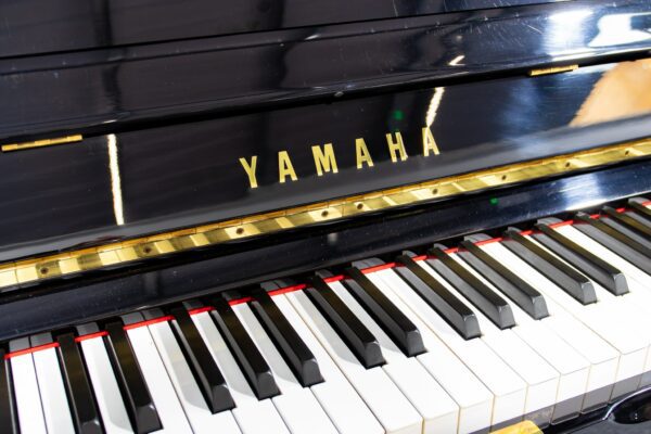Yamaha U3 YUX Keys