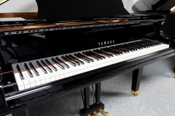 Yamaha GC1 Silent Keyboard