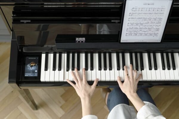 Kawai NV5S Touchscreen