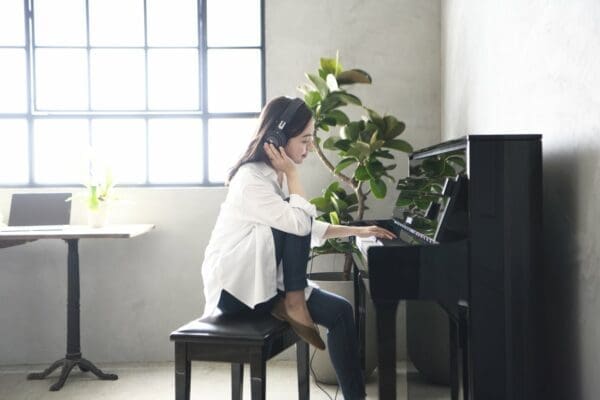 Kawai NV5S Silent