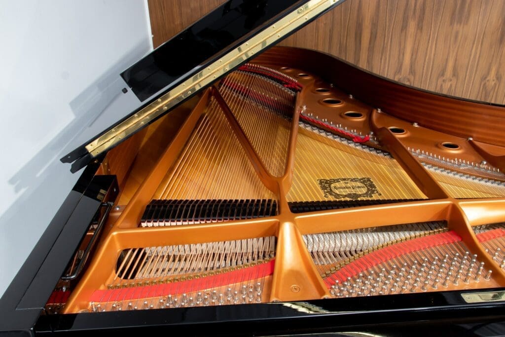 Yamaha C7 Internal 2