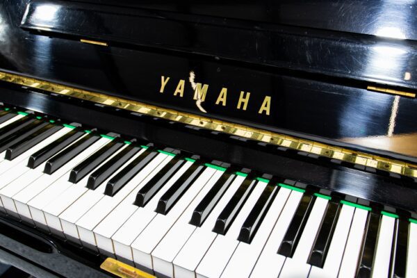 Yamaha U3H Keys