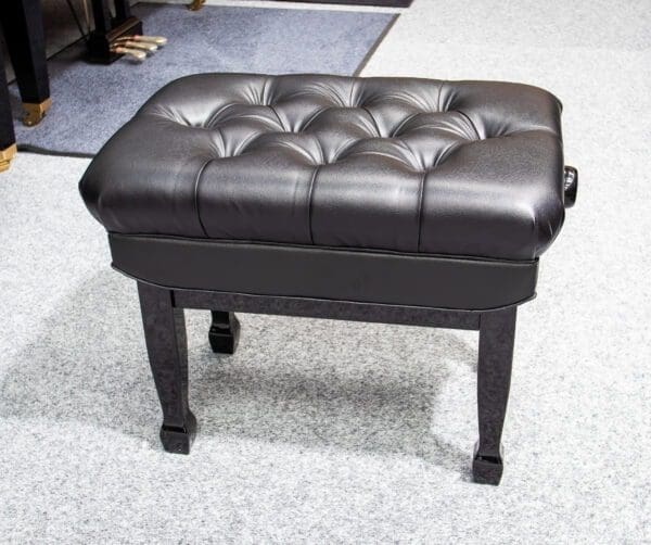 Adjustible Piano stool