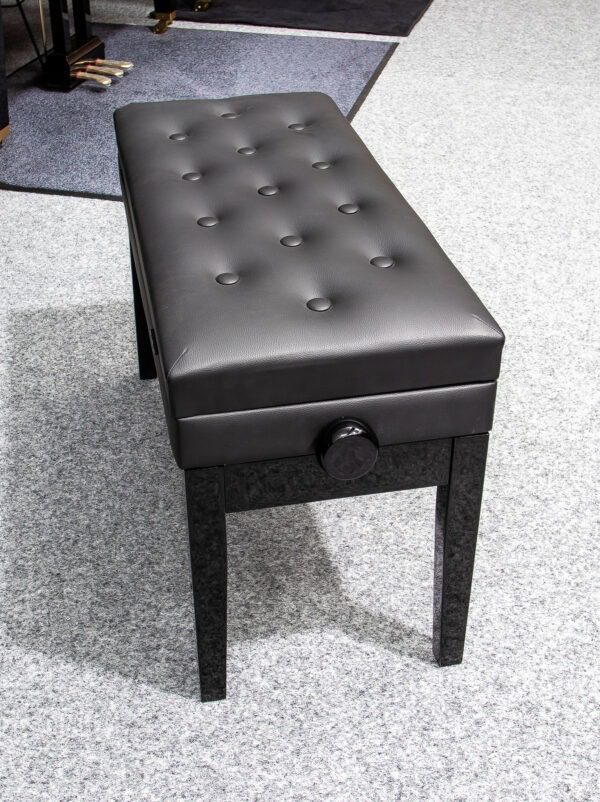 Adjustible Piano stool