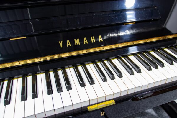 Yamaha U3 UX Keys