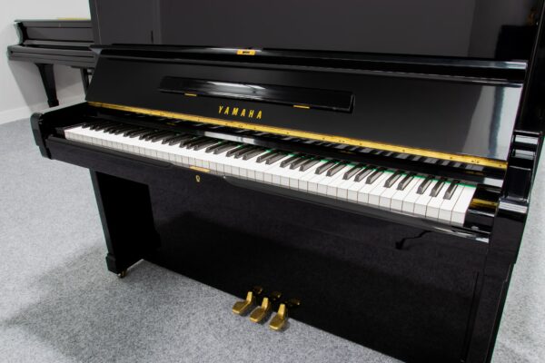 Yamaha U2H Keyboard
