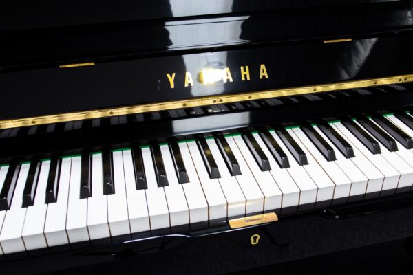 Yamaha U2H Keys
