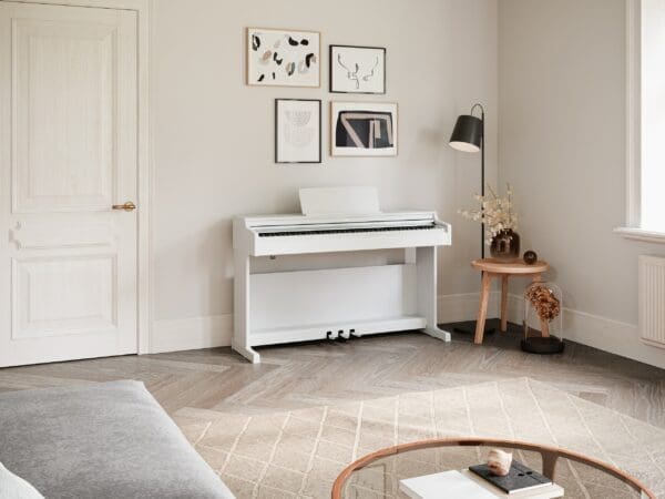 Yamaha YDP 165 Arius Digital White Location