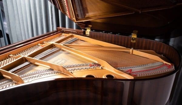 Yamaha C2 Grand in Polished Mahogany 2005 Refurbished