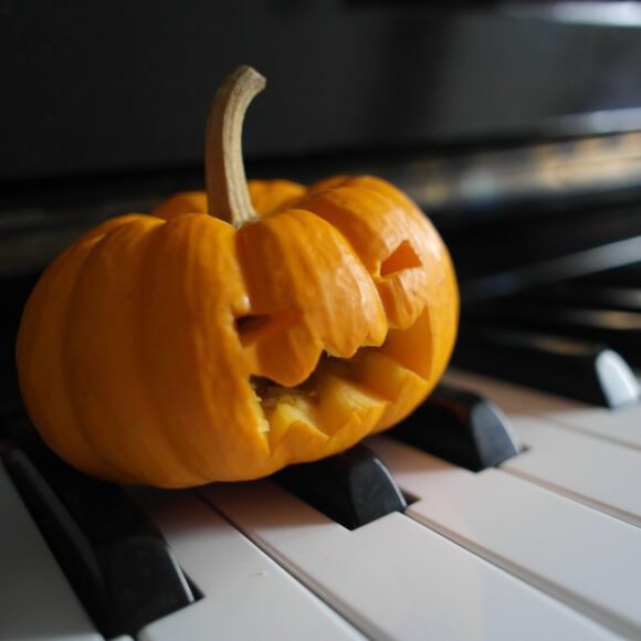 Buying a pre-owned piano – trick or treat?