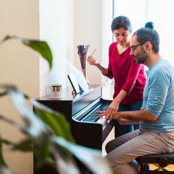 6 reasons people give up learning the piano