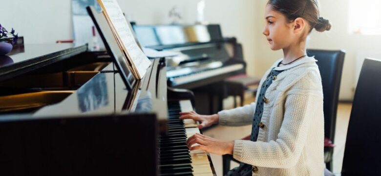 How to achieve perfect piano posture