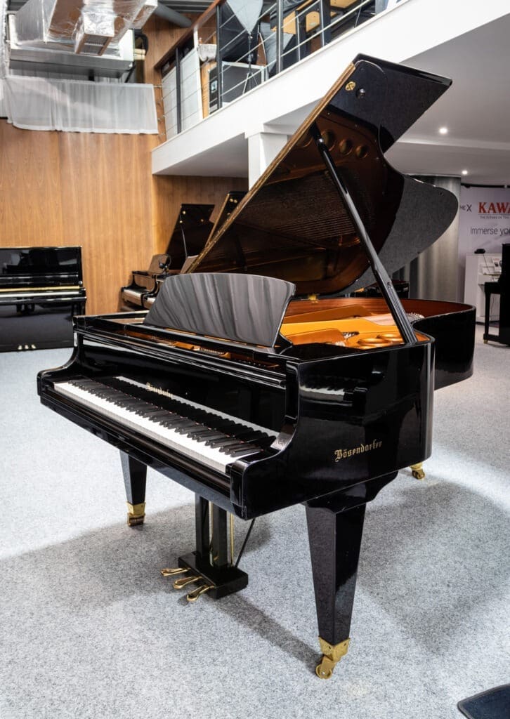 Bösendorfer 200 Grand, 1990