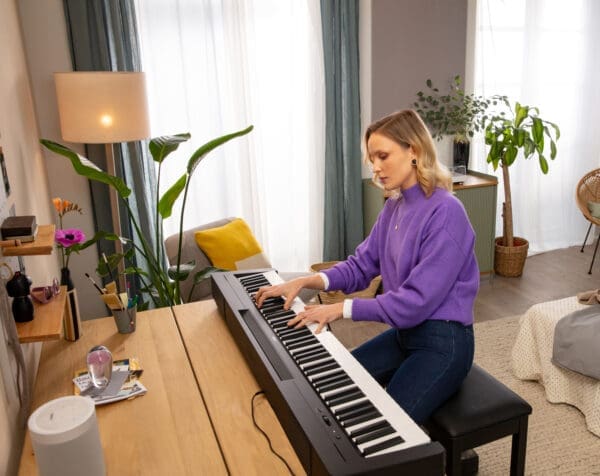 Yamaha P145BT