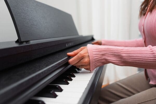 Kawai CX202 Satin Black
