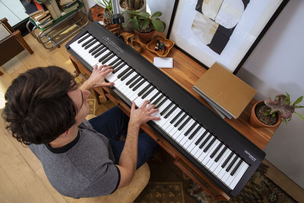 Roland FP30X in Black